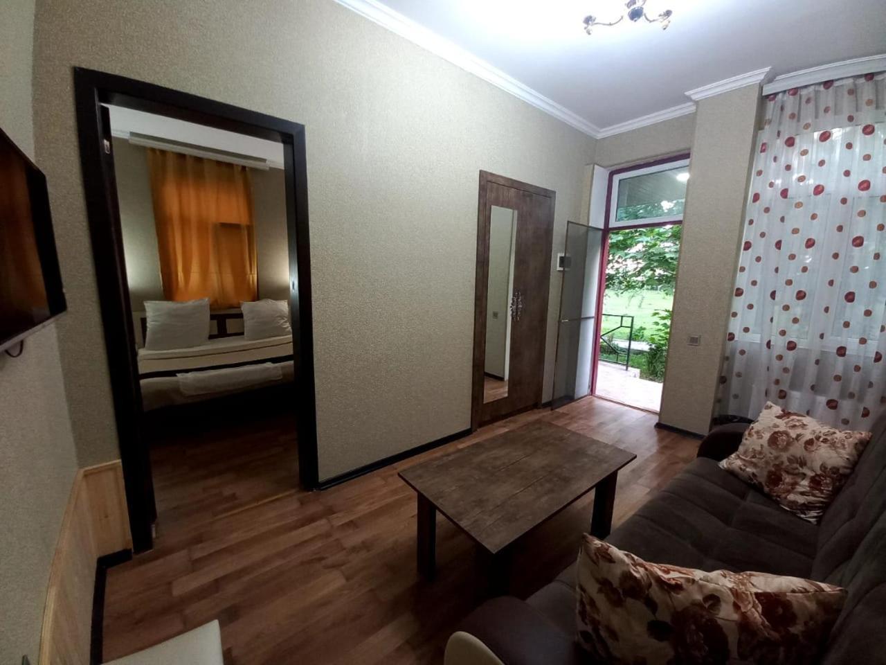 Es Hotel Kolifey Oguz Exterior foto